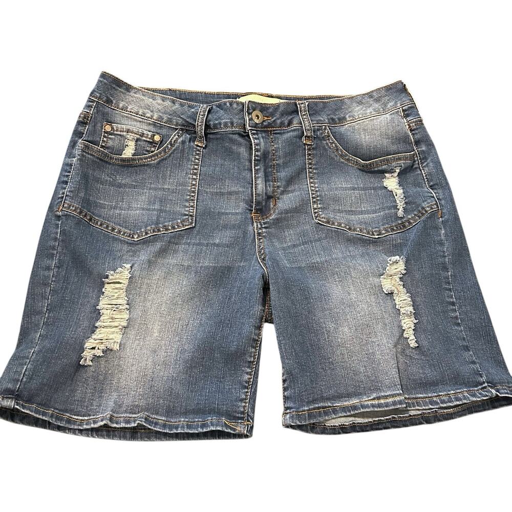 !iT Tiffany Jean Shorts Size 14 Blue Denim Distressed Zip Fly Stretch Modest